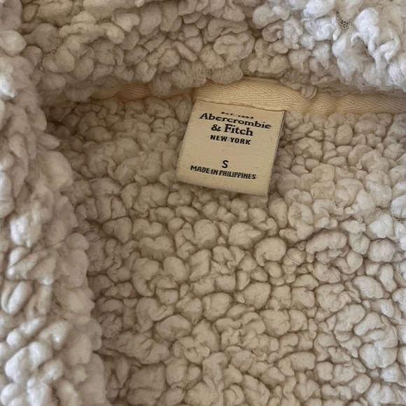 Abercrombie & Fitch Sherpa Lined Cotton Jacket/Cardigan -S - Picture 5 of 5